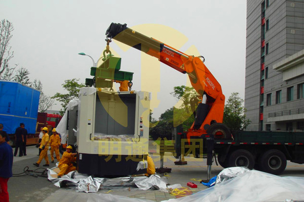 加工中心設備吊裝搬運服務圖1 加工中心設備吊裝搬運服務圖1