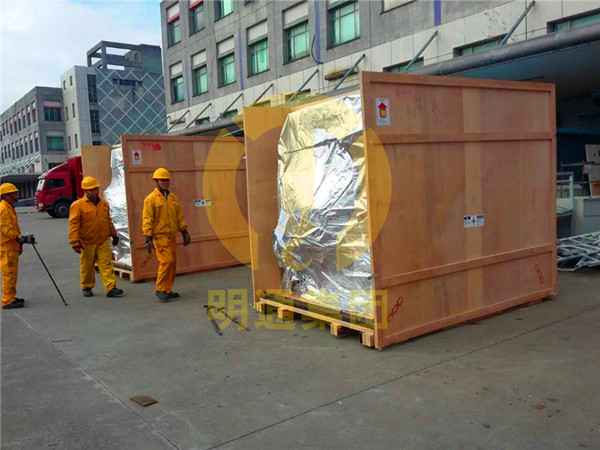 廣州設(shè)備吊裝搬運綜合服務(wù)圖1 廣州設(shè)備吊裝搬運綜合服務(wù)圖1